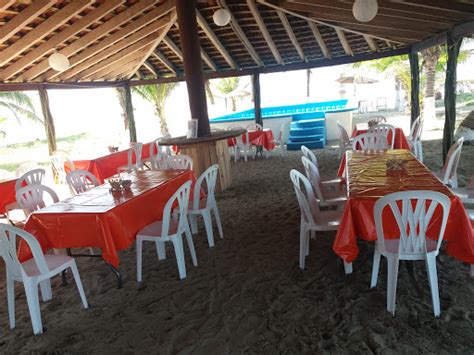 Restaurante La Cangrejera En Zihuatanejo De Azueta