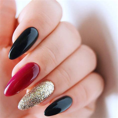 List 95 Pictures Uñas Rojas Con Blanco Y Dorado Latest