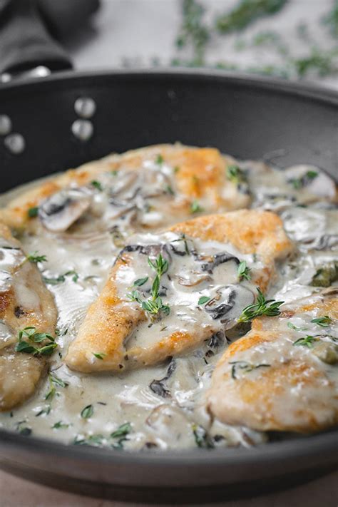 Chicken Scallopini With Mushrooms Recipe - Yummy Addiction