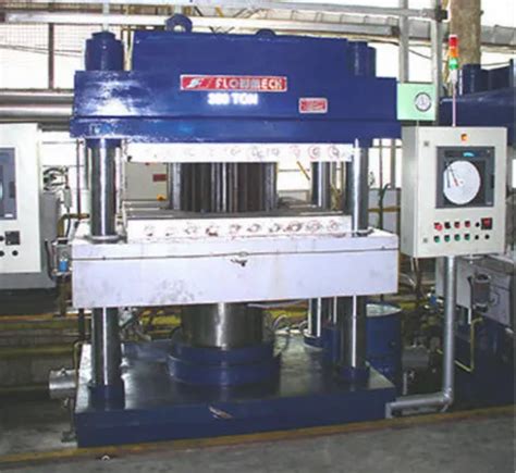 X Mm Solid Tyre Hydraulic Compression Moulding Press