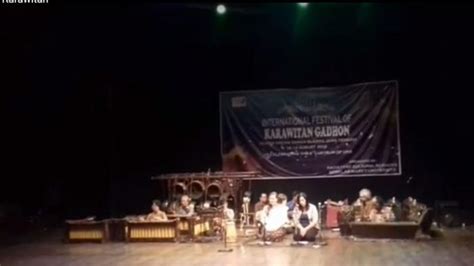 Wisata Budaya Di Taman Budaya Surakarta Solo