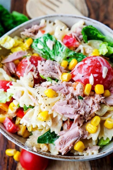 Nudelsalat Mit Thunfisch Mais Und Joghurtdressing