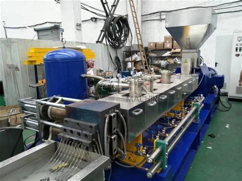 Single Stage Twin Screw Extruder Machine Kg H Pet Granulating Line