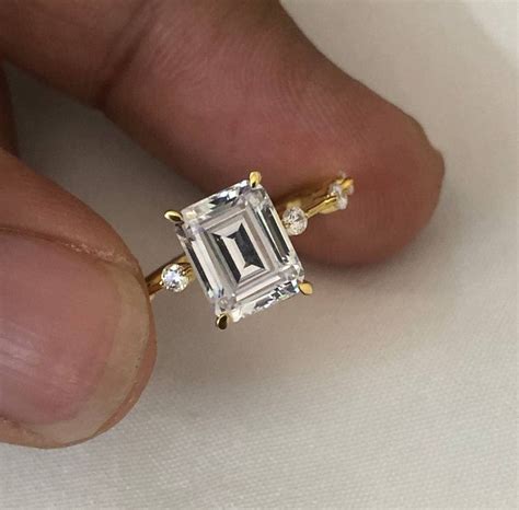 2ct Corte Esmeralda Cz Anillo De Compromiso De Diamante Etsy