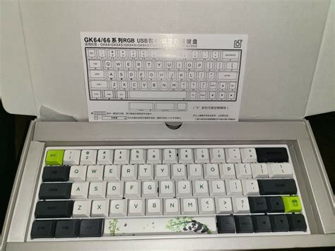 Used Epomaker Skyloong Sk64 64 Keys Hot Swappable Mechanical Keyboard