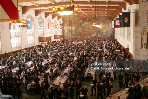 The famous mess hall at West Point, which feeds 4,000 people in... News ...