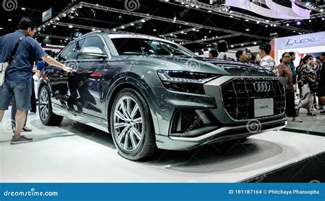 The Front Grilled Of Silver Audi Q8 55 Tfsi Quattro Showcase At