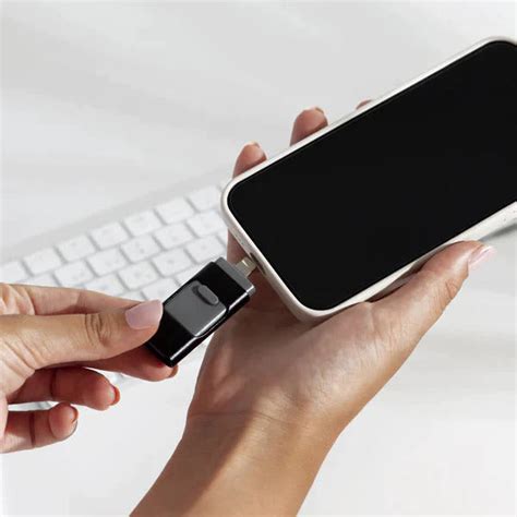 Flashdrive™ Usable For Any Phone And Device Uplivings