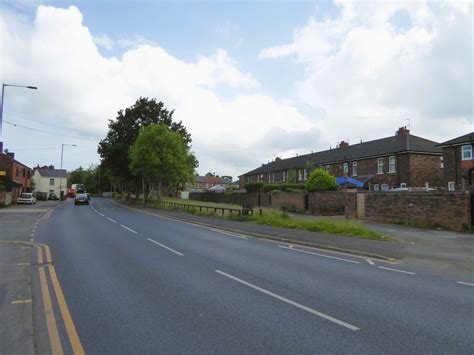 Westleigh Lane Kevin Waterhouse Cc By Sa 2 0 Geograph Britain And