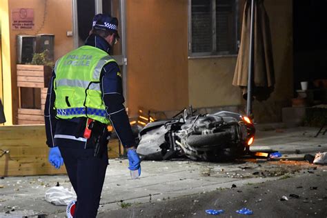 Violento Scontro Fra Auto E Scooter A Santo Stefano Foto Massimo Argnani