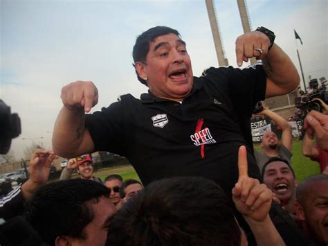 Riestra Un Campeón Motivado Por Maradona Y Que Brinda Con Speed ~