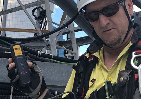 radman  de narda seguridad premium  en campos electromagneticos