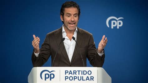 El Pp Acusa A S Nchez De Mentir Sobre La Labor De Su Mujer Y Le Exige