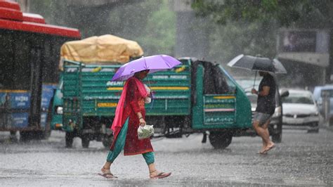 Imd S Extremely Heavy Rainfall Alert For Gujarat Red Alert For