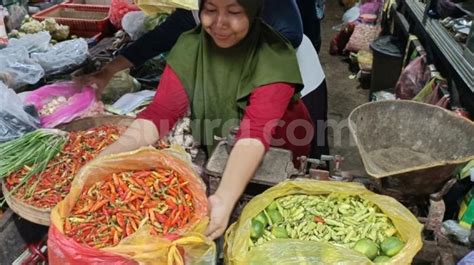 Harga Cabai Di Pasar Kediri Tembus Rp 70 Ribu Per Kilogram Pemilik