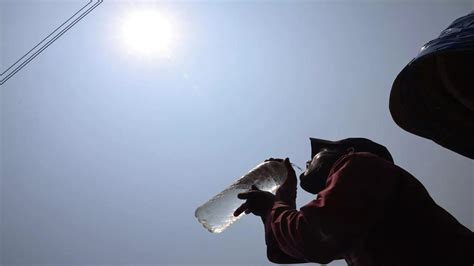 Week Of Heat Wave For Delhi Noida Mercury Breach 45 Degree Skymet Weather Services