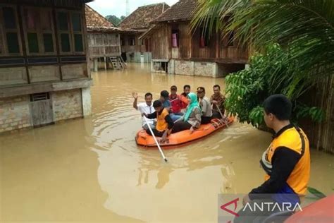 BPBD OKU Sumsel Ingatkan Warga Waspadai Bencana Banjir ANTARA News