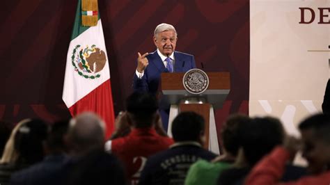 ¡que Muera La Corrupción López Obrador Oficia La Ceremonia Del 213 Grito De Independencia