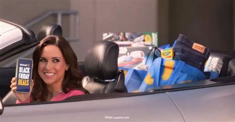 Mean Girl Fans Praise Walmarts Iconic Black Friday Advert For Its Nostalgia Mirror Online