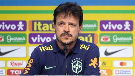 Fernando Diniz convoca pela primeira vez a seleção brasileira