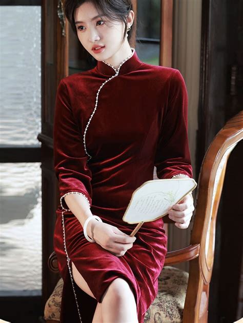 Red Beads Embellished Velvet Qipao Cheongsam Dress Cozyladywear