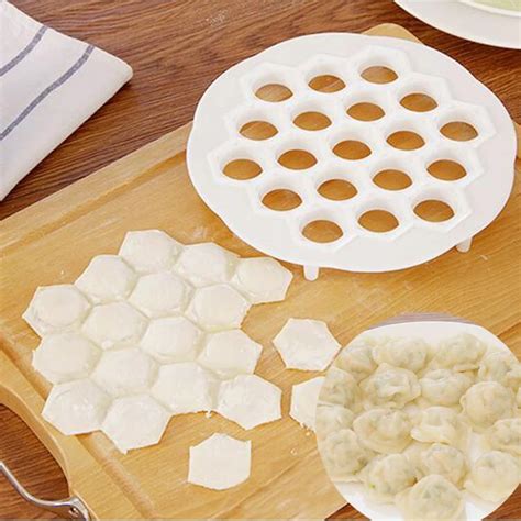 Kitchen Pastry Tools Diy White Plastic Dumpling Mold Maker Dough Press