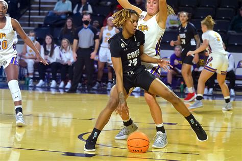 APSU Women S Basketball Comes Up Short At Tennessee Tech 59 56