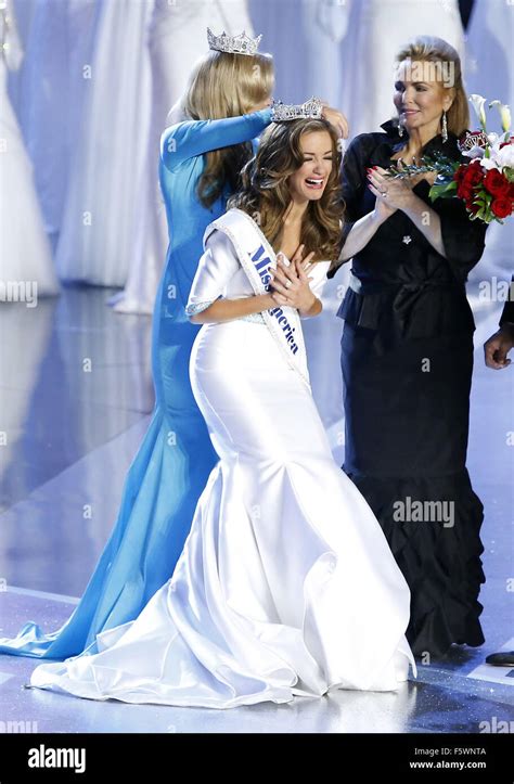 Miss Georgia Betty Cantrell Crowned 2016 Miss America At Boardwalk Atlantic City Nj Featuring