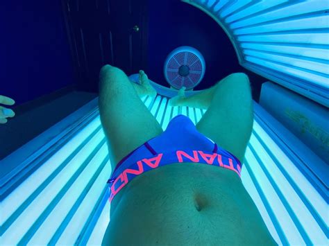 Hot Tanning Bed Pics XHamster