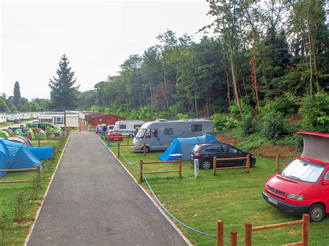 Wirklichkeit schreiten Heiligtum camping paris beautiful village Mühle