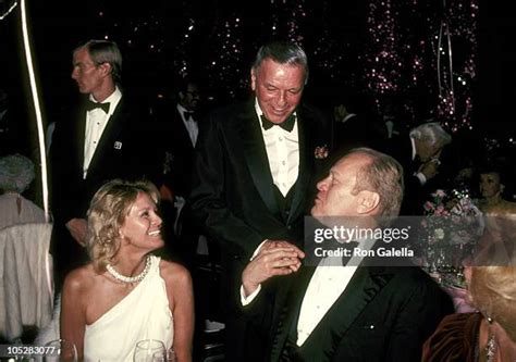 68 Angie Dickinson Frank Sinatra Photos & High Res Pictures - Getty Images