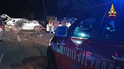 Incidente Sulla Caltanissetta Gela Scontro Tra Auto Morti E