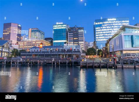Wellington Skyline Hi Res Stock Photography And Images Alamy