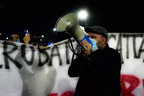 Cosenza le foto del corteo a favore della sanità pubblica e contro il