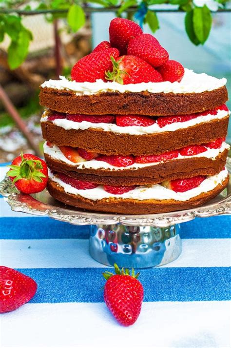 Na Sladkú Oslavu Jahodová Torta S Mascarpone Medové Motúzy