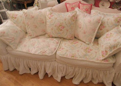 10 The Best Shabby Chic Sofas