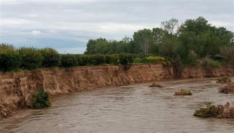 A Terranova Da Sibari Il Fiume Crati Fa Paura Rischio Esondazione A