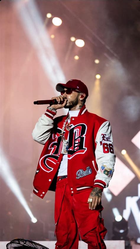 Pin By G Train On Anuel AA Gangsta Style Rapper Outfits Popular Rappers