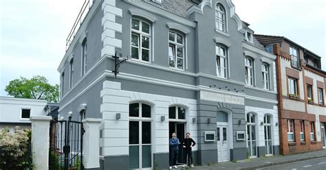 Ratingen Stuckhotel Fettehenne eröffnet in Lintorf