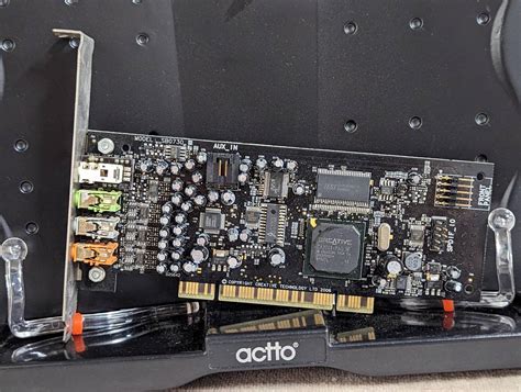 【やや傷や汚れあり】【送料無料 動作確認済み】creative Labs Sb0730 Pci Express Sound Blaster X