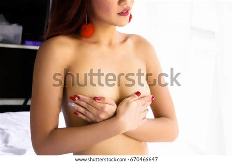 Sexy Naked Woman Modeled Studio Hugged Stock Photo 670466647 Shutterstock