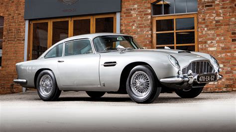 James Bonds Aston Db Sold For M Top Gear