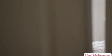 Gorgeous Milf Syren De Mer Finger Fucks Aidras Wet Pussy Aidra Fox Syren Demer Tnaflix