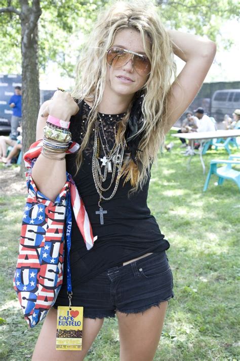 Keha At The Lollapalooza Music Festival On August 8 2009 In Grant