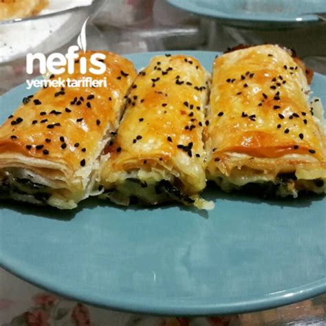 Hazır Yufkadan Ispanaklı Peynirli Börek Nefis Yemek Tarifleri