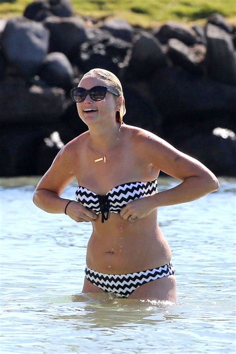 Miranda Lambert In Bikini 15 GotCeleb