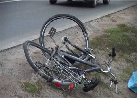 Accident Rutier Un Biciclist A Fost R Nit De O T N R Oferi La