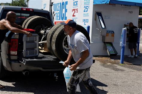 Brutal heat wave to scorch US South through holiday weekend | Reuters