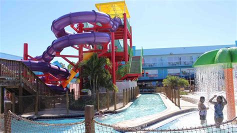 15 Best Orlando Waterpark Hotels Families will Love