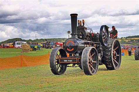 Fowler A 1918 Fowler Ploughing Engine Photographed At Low Flickr